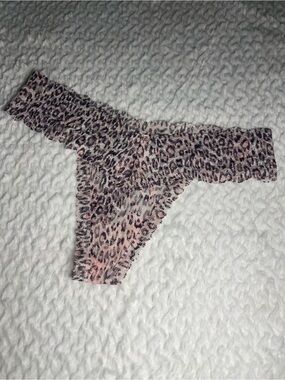 Victoria’s Secret thong panties, retired, cheetah print, size small, NWT